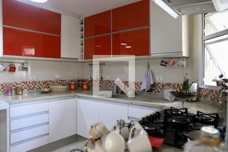 Apartamento à venda com 121m², 3 quartos e 2 vagas Apartamento à venda com 121m², 3 quartos e 2 vagasCozinha