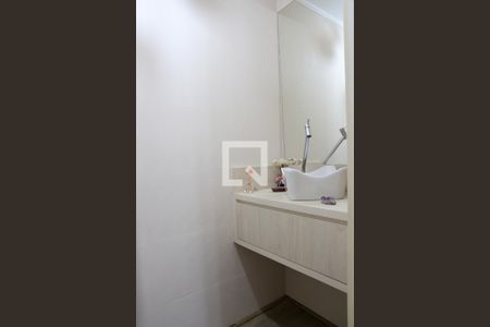 Apartamento à venda com 121m², 3 quartos e 2 vagas Apartamento à venda com 121m², 3 quartos e 2 vagasLavabo