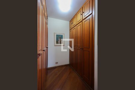 Apartamento à venda com 156m², 4 quartos e 3 vagasCloset da Suíte 1