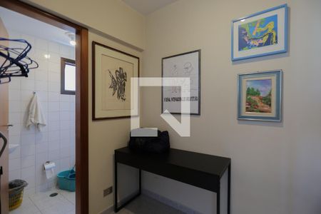 Apartamento à venda com 156m², 4 quartos e 3 vagasQuarto de serviço