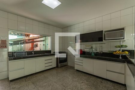 Casa para alugar com 1113m², 3 quartos e sem vagaCozinha