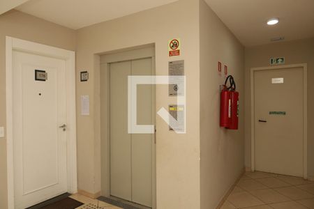 Apartamento à venda com 43m², 2 quartos e 1 vagaÁrea comum - Saguão do andar