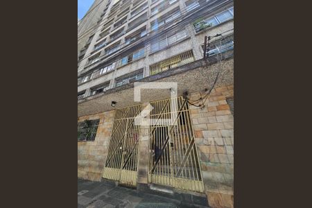 Apartamento à venda com 37m², 1 quarto e sem vaga Apartamento à venda com 37m², 1 quarto e sem vagaFachada