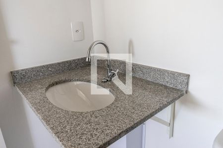 Apartamento para alugar com 41m², 2 quartos e 1 vaga Apartamento para alugar com 41m², 2 quartos e 1 vagaBanheiro
