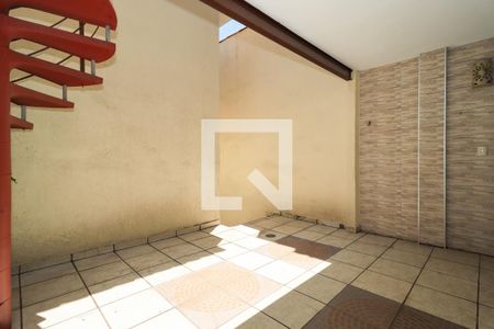 Casa à venda com 120m², 2 quartos e 1 vagaÁrea externa