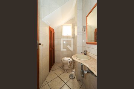 Casa à venda com 120m², 2 quartos e 1 vagaLavabo