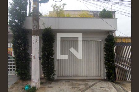 Casa à venda com 238m², 4 quartos e 2 vagasFachada