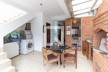 Casa à venda com 238m², 4 quartos e 2 vagasÁrea comum - Churrasqueira