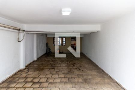 Casa à venda com 238m², 4 quartos e 2 vagasGaragem