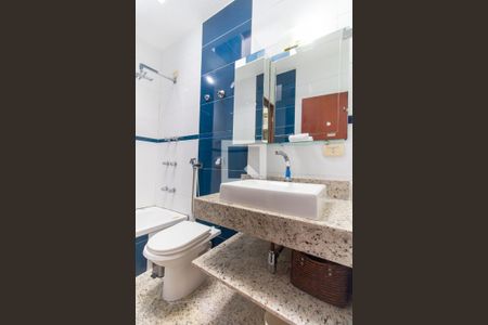 Casa à venda com 238m², 4 quartos e 2 vagasBanheiro da Suíte 3