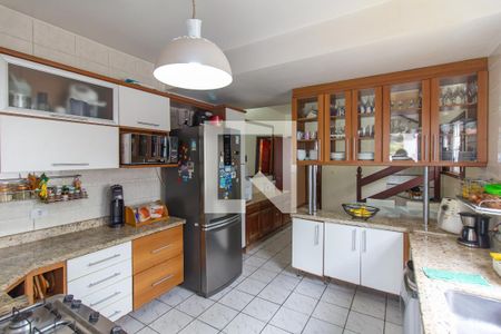 Casa à venda com 238m², 4 quartos e 2 vagasCozinha