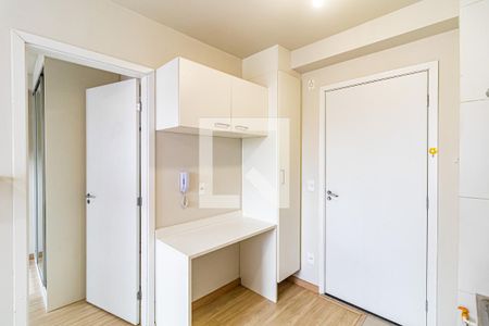 Sala/Cozinha de apartamento para alugar com 1 quarto, 28m² em Vila Butantã, São Paulo