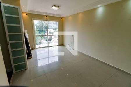 Sala de apartamento à venda com 3 quartos, 74m² em Jardim Ampliacao, São Paulo