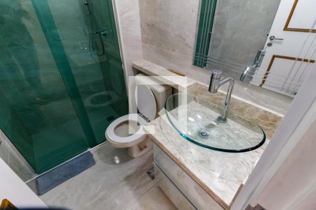 Apartamento à venda com 74m², 3 quartos e 2 vagasBanheiro Corredor