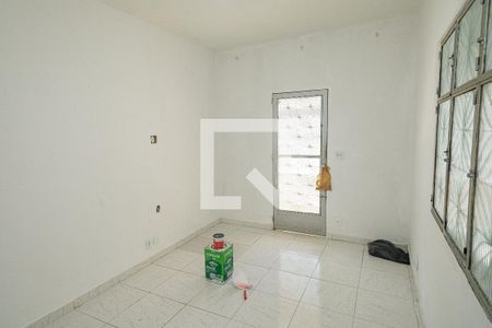 Sala de casa para alugar com 2 quartos, 130m² em Inhoaíba, Rio de Janeiro