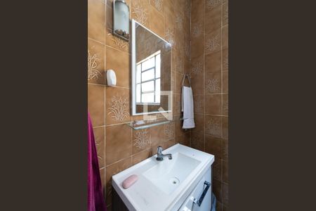 Casa para alugar com 130m², 2 quartos e 3 vagasBanheiro Social