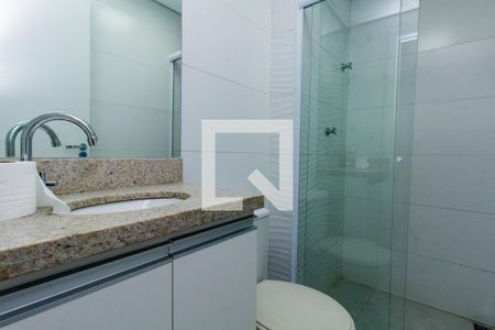 Banheiro de apartamento à venda com 2 quartos, 45m² em Cidade Antônio Estêvão de Carvalho, São Paulo