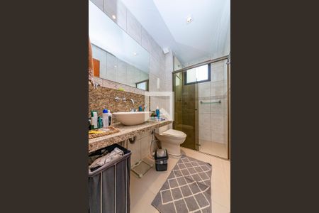 Apartamento à venda com 242m², 5 quartos e 3 vagas Apartamento à venda com 242m², 5 quartos e 3 vagasBanheiro Social