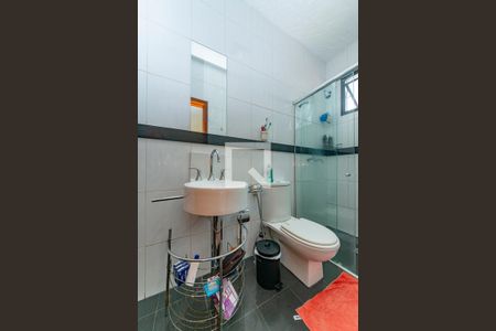 Apartamento à venda com 242m², 5 quartos e 3 vagas Apartamento à venda com 242m², 5 quartos e 3 vagasBanheiro Social 2