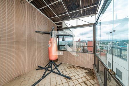 Apartamento à venda com 242m², 5 quartos e 3 vagas Apartamento à venda com 242m², 5 quartos e 3 vagasVaranda 2