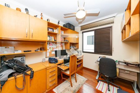Apartamento à venda com 242m², 5 quartos e 3 vagas Apartamento à venda com 242m², 5 quartos e 3 vagasQuarto 4