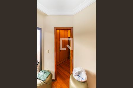 Apartamento à venda com 242m², 5 quartos e 3 vagas Apartamento à venda com 242m², 5 quartos e 3 vagasCloset da suíte