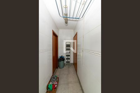 Apartamento à venda com 242m², 5 quartos e 3 vagas Apartamento à venda com 242m², 5 quartos e 3 vagasÁrea de Serviço