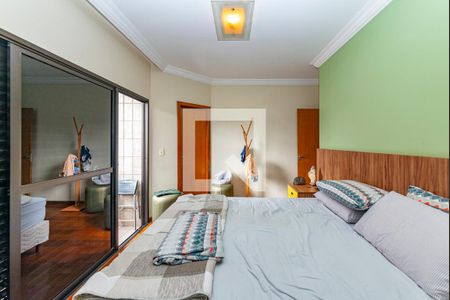 Apartamento à venda com 242m², 5 quartos e 3 vagas Apartamento à venda com 242m², 5 quartos e 3 vagasSuíte