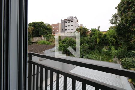 Apartamento à venda com 47m², 2 quartos e 1 vagaSacada do Quarto 2