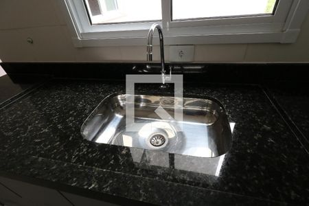 Apartamento à venda com 47m², 2 quartos e 1 vagaCozinha - Pia