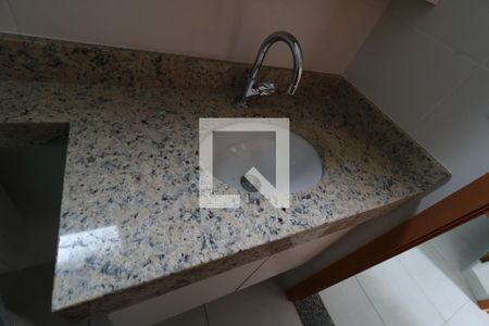 Apartamento à venda com 47m², 2 quartos e 1 vagaBanheiro - Pia