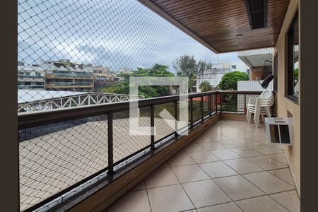 Apartamento para alugar com 86m², 3 quartos e 1 vaga Apartamento para alugar com 86m², 3 quartos e 1 vagaVaranda