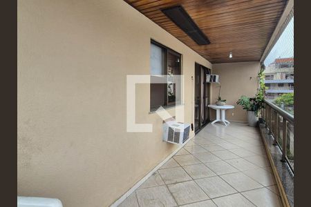 Apartamento para alugar com 86m², 3 quartos e 1 vaga Apartamento para alugar com 86m², 3 quartos e 1 vagaVaranda