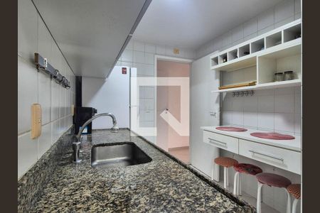 Apartamento para alugar com 86m², 3 quartos e 1 vaga Apartamento para alugar com 86m², 3 quartos e 1 vagaCozinha