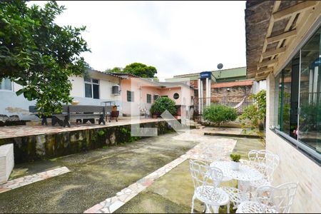 Casa à venda com 128m², 3 quartos e 4 vagasÁrea Externa