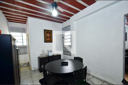 Casa à venda com 128m², 3 quartos e 4 vagasQuarto 4