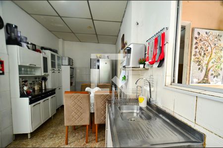 Casa à venda com 128m², 3 quartos e 4 vagasCozinha