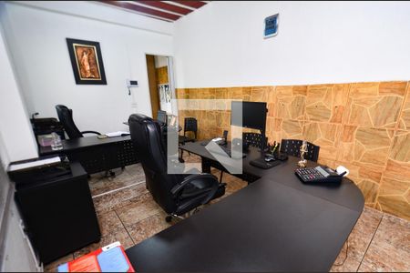 Casa à venda com 128m², 3 quartos e 4 vagasQuarto 3