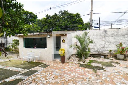Casa à venda com 128m², 3 quartos e 4 vagasÁrea Externa