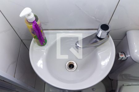 Casa à venda com 210m², 4 quartos e 2 vagasBanheiro 3