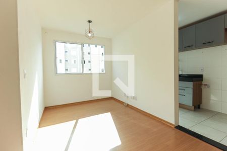 Sala de apartamento para alugar com 2 quartos, 43m² em Colônia (zona Leste), São Paulo
