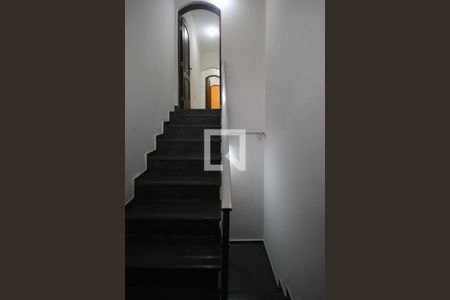 Casa para alugar com 286m², 2 quartos e 15 vagasescada