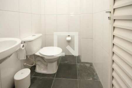 Casa para alugar com 286m², 2 quartos e 15 vagasLavabo