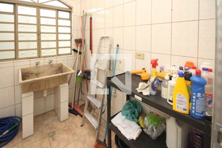 Casa para alugar com 286m², 2 quartos e 15 vagasÁrea de Serviço