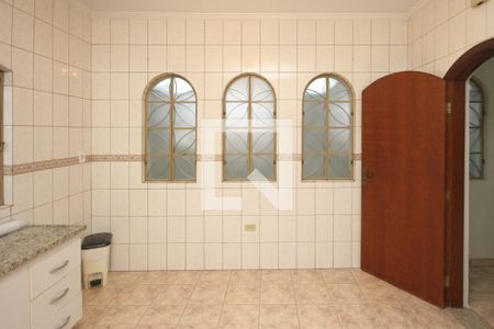 Casa para alugar com 286m², 2 quartos e 15 vagasCozinha