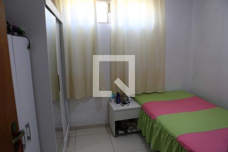 Quarto 1 de casa à venda com 2 quartos, 58m² em Sta Cruz Ind, Contagem