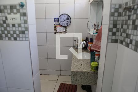 Casa à venda com 58m², 2 quartos e 2 vagasBanheiro