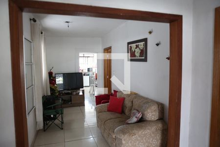 Sala de casa à venda com 2 quartos, 58m² em Sta Cruz Ind, Contagem