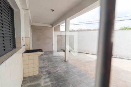 Casa para alugar com 90m², 3 quartos e 1 vagaQuintal
