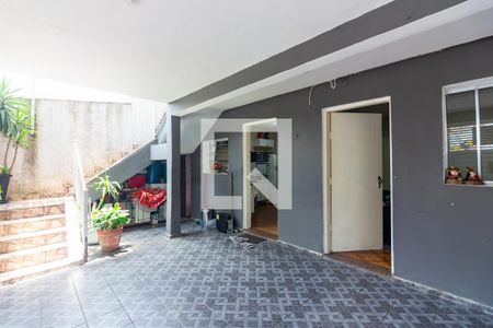 Casa à venda com 100m², 4 quartos e 1 vagaQuintal